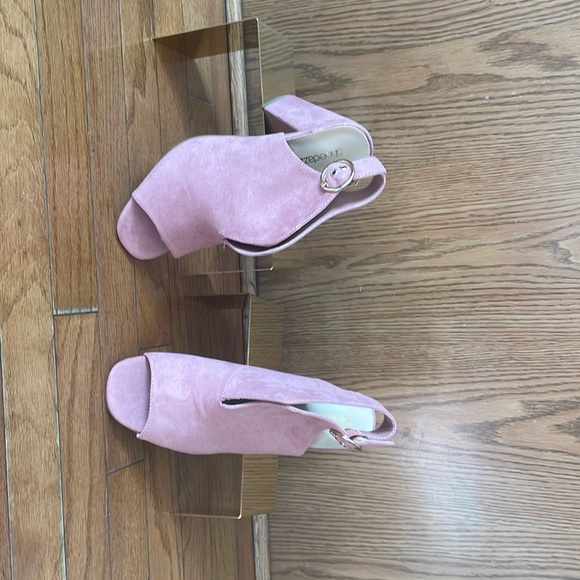 A Shoe Dazzle fuchsia colored suede/leather blend ankle open-toe bootie. - Picture 2 of 2